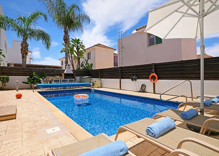 Villa Maya - 4bed With Private Heated Pool *