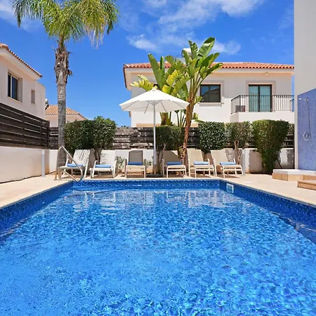Maya - 4bed With Private Heated Pool Vila