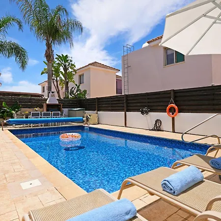 Holiday home Maya - 4bed With Private Heated Pool *