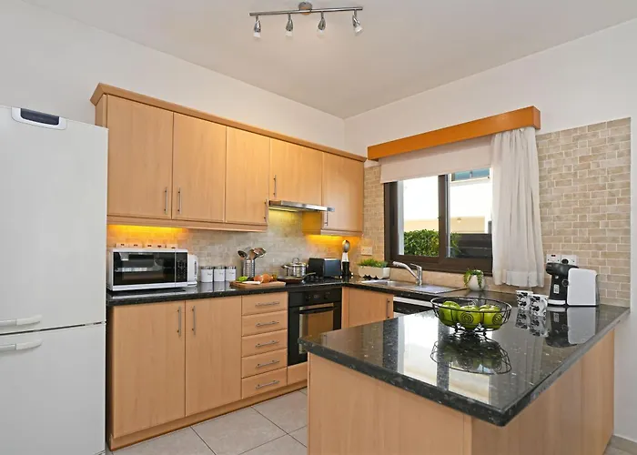 Villa Maya - 4bed With Private Heated Pool *